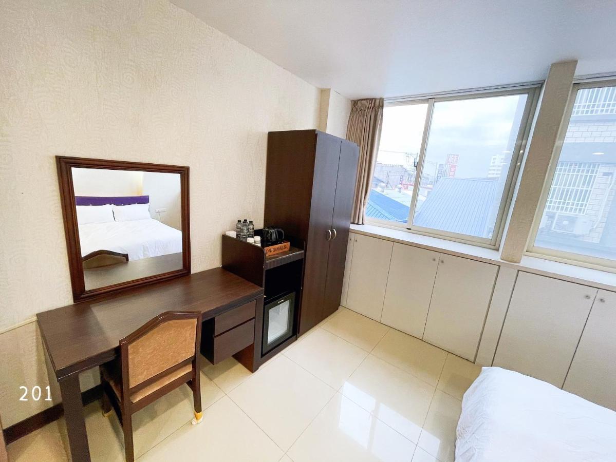 花見你民宿-近東大門夜市 Hualien City Room photo